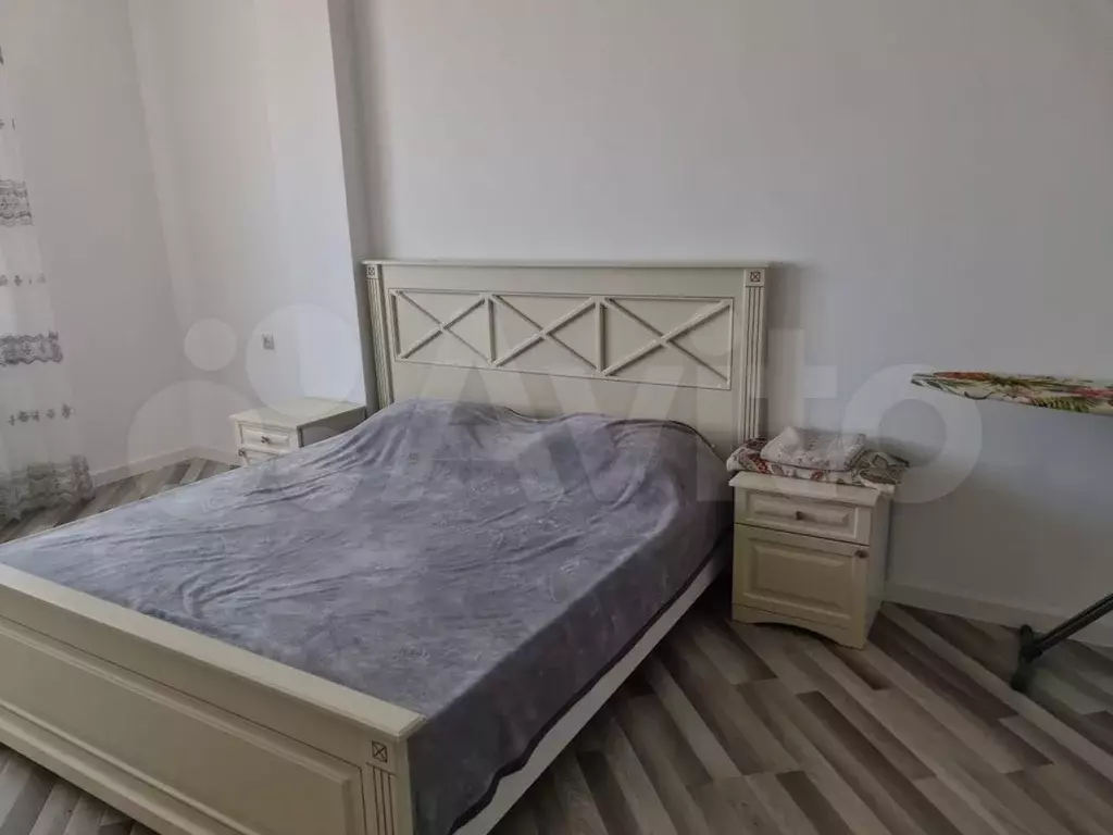 2-к. квартира, 80м, 3/10эт. - Фото 0