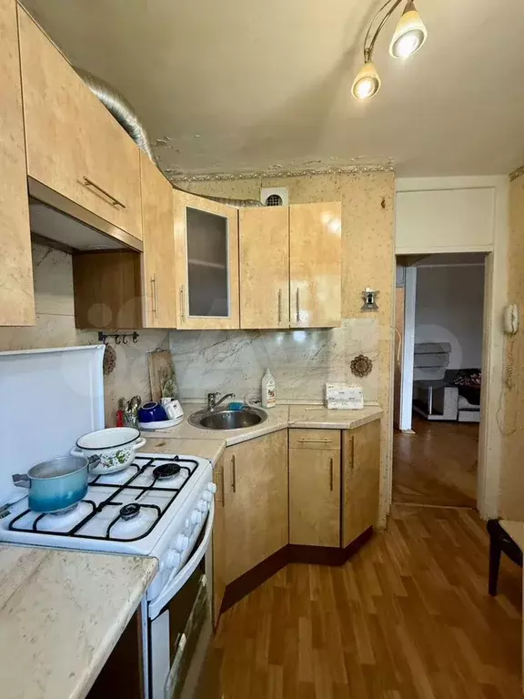 2-к. квартира, 42 м, 5/5 эт. - Фото 0