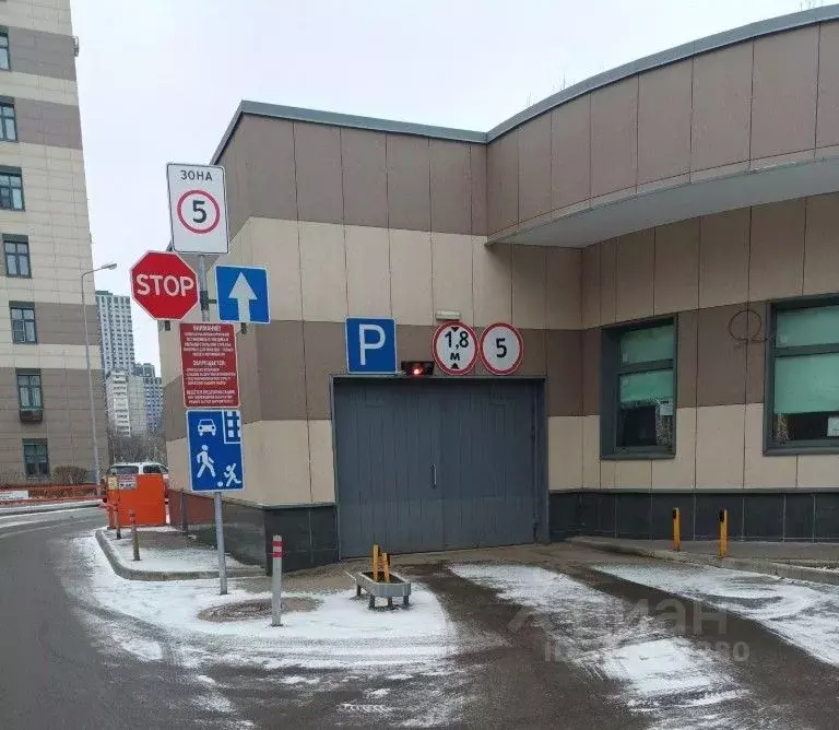 Гараж в Москва Беломорская ул., 11к1 (15 м) - Фото 1