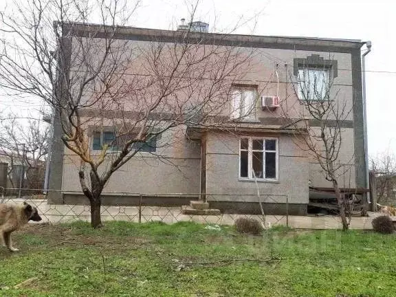 Дом в Крым, Сакский район, с. Лесновка ул. Солнечная (220 м) - Фото 1