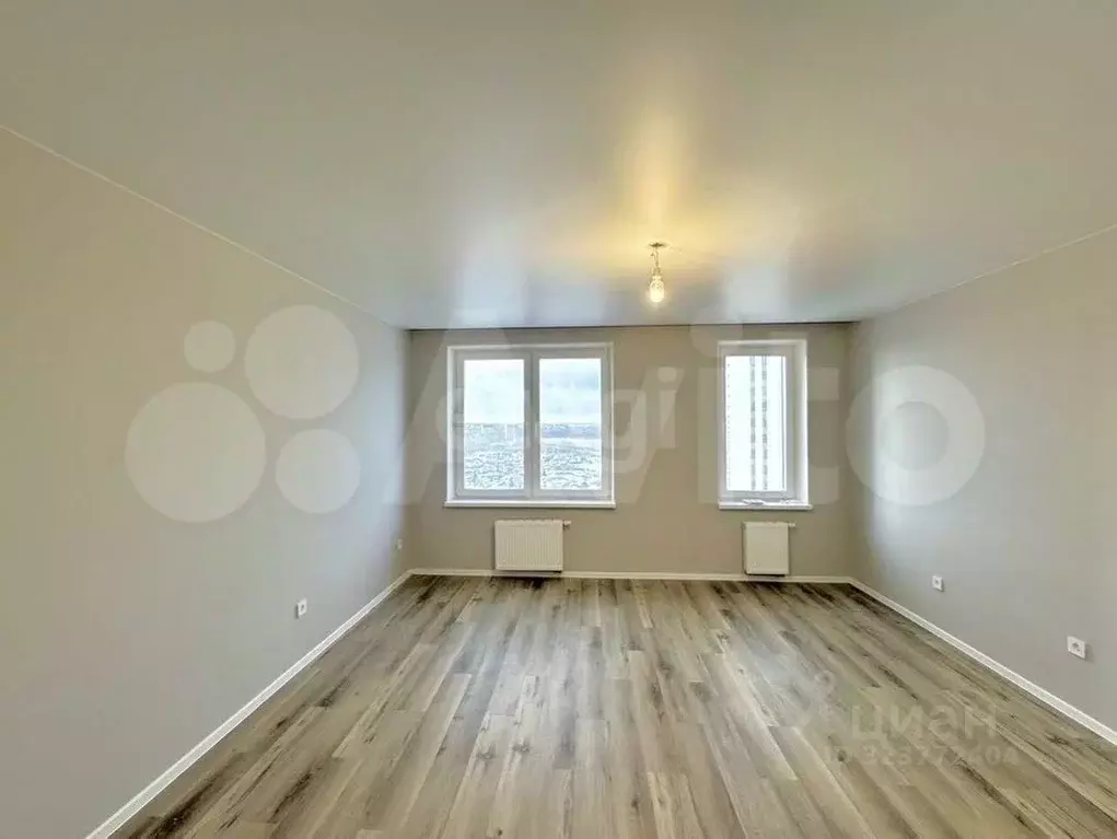 Студия Тюменская область, Тюмень ул. Краснооктябрьская, 8 (33.0 м) - Фото 2