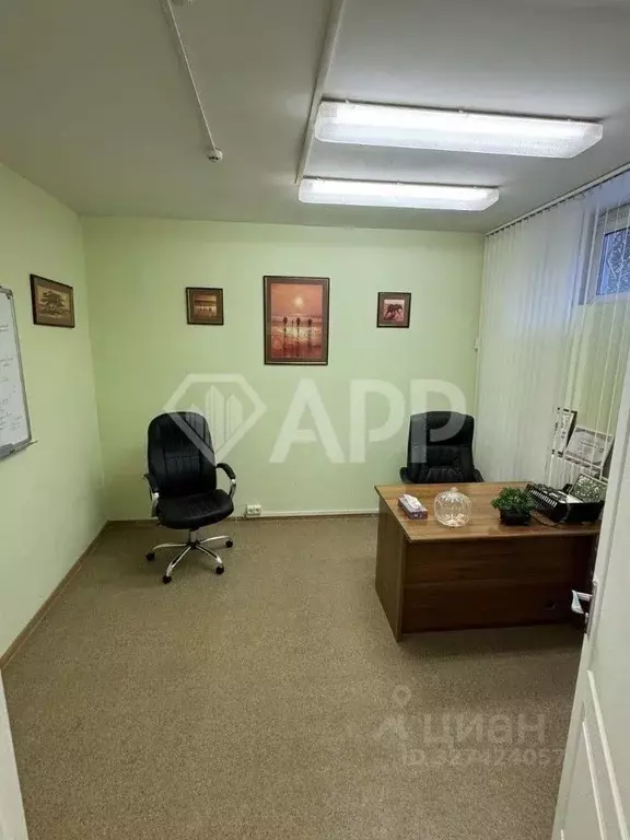 Помещение свободного назначения в Татарстан, Казань ул. Столярова, 15А ... - Фото 1