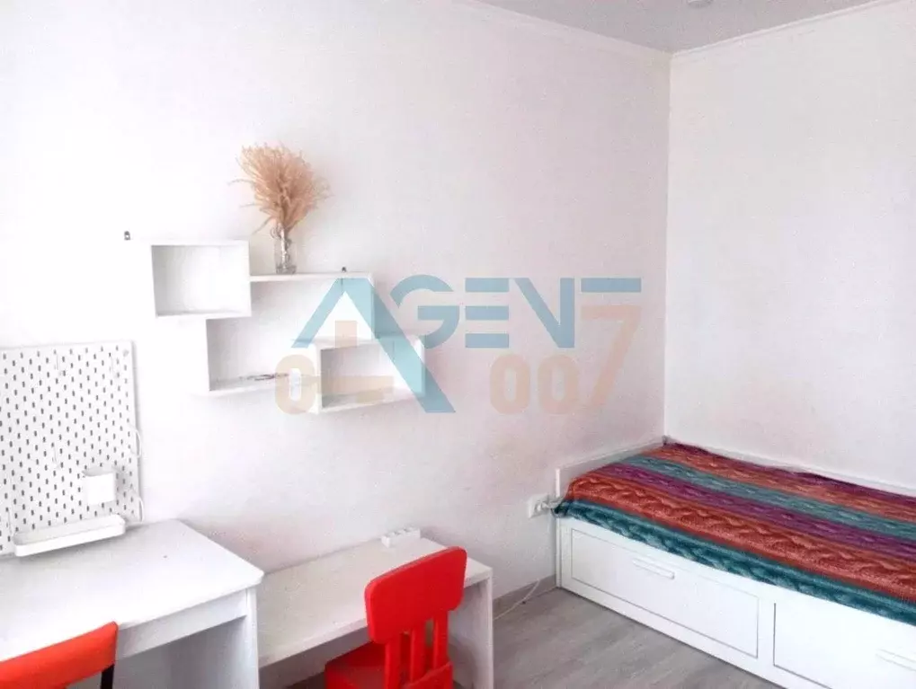 3-к кв. Белгородская область, Белгород ул. Буденного, 13 (71.0 м) - Фото 2