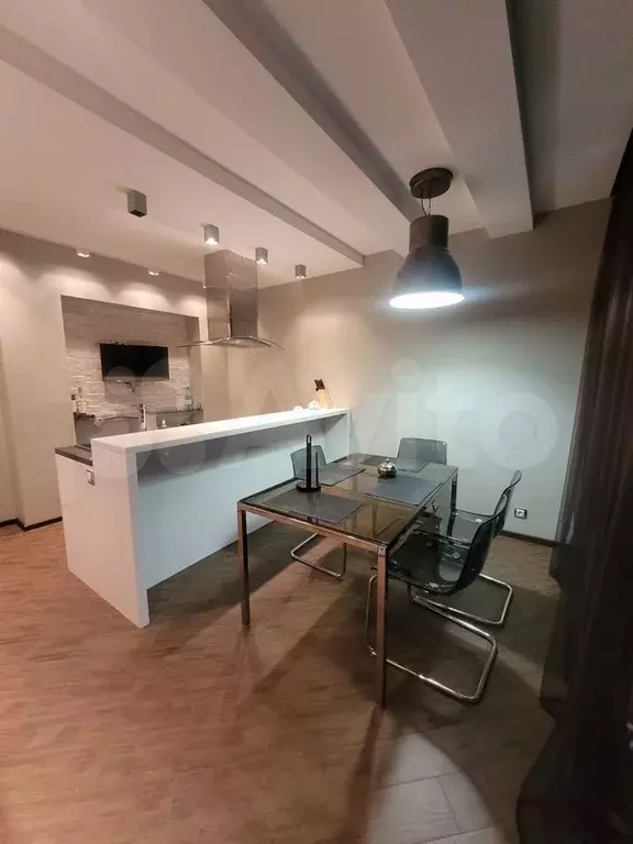 2-к. квартира, 65 м, 6/9 эт. - Фото 1