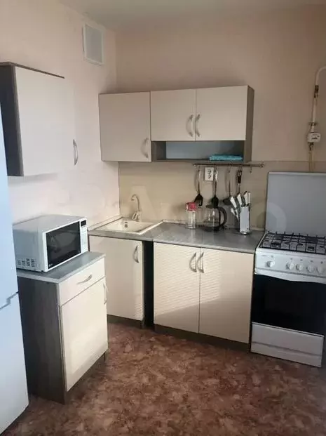 1-к. квартира, 40м, 2/10эт. - Фото 1