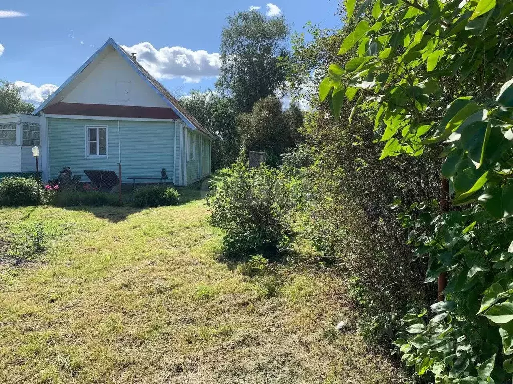 Дом в Псковская область, Бежаницкий муниципальный округ, д. Красное ... - Фото 1