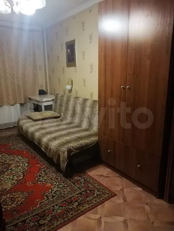 Комната 15 м в 3-к., 1/5 эт. - Фото 1