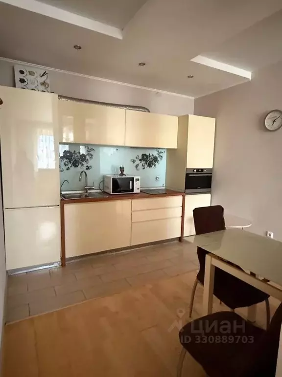 2-к кв. Тюменская область, Тюмень Ямская ул., 65 (61.1 м) - Фото 1
