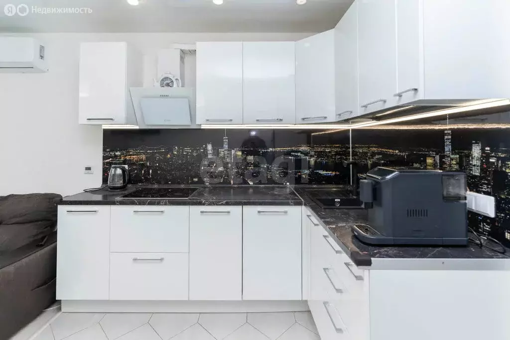 2-комнатная квартира: Тюмень, микрорайон Восточный, улица ... - Фото 2