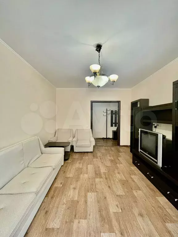 3-к. квартира, 63,8 м, 2/9 эт. - Фото 0