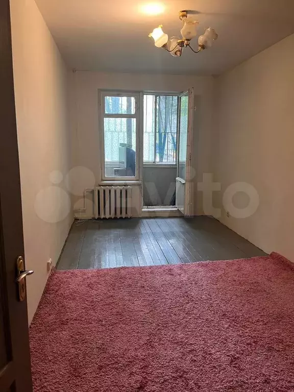 Комната 12,7 м в 3-к., 1/9 эт. - Фото 1