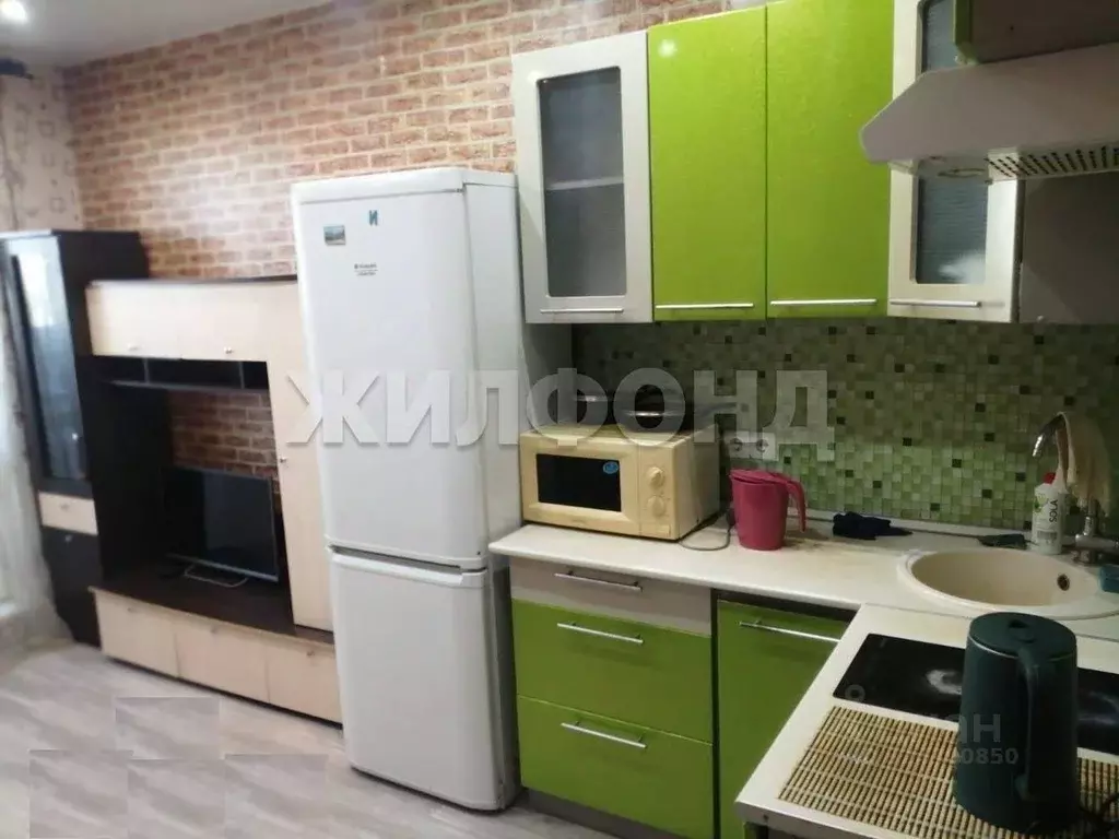 Студия Новосибирская область, Новосибирск ул. Виктора Уса, 7 (19.0 м) - Фото 1