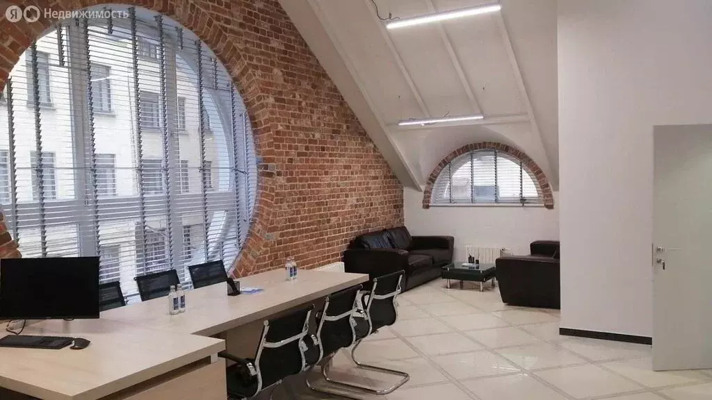Офис (692 м) - Фото 1