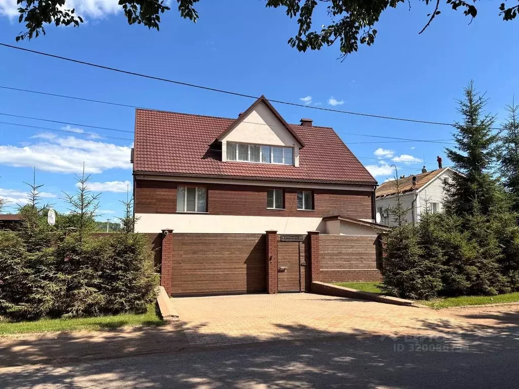 Дом в Кировская область, Киров ул. 4-й Пятилетки, 95 (300 м) - Фото 1