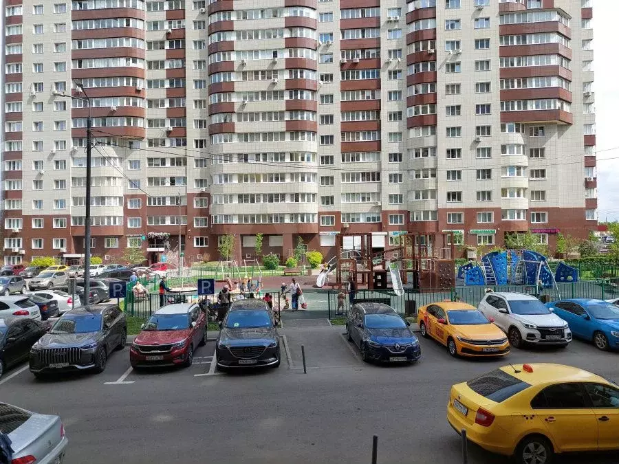 2-к. квартира, 70,1 м, 10/17 эт. - Фото 0
