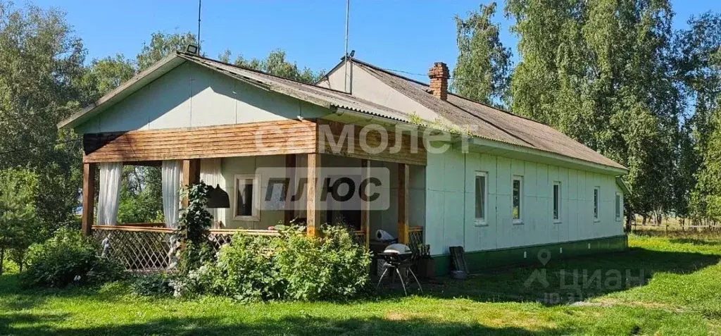 Помещение свободного назначения в Алтайский край, Зональный район, с. ... - Фото 1