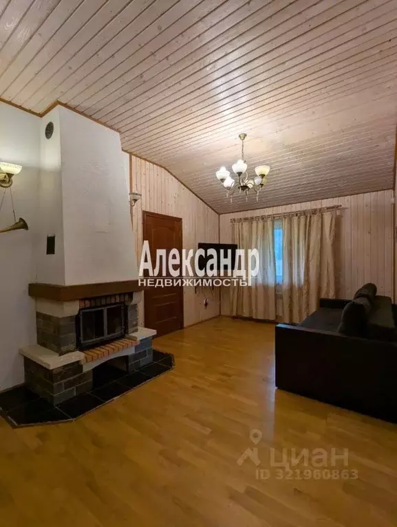 Дом в Карелия, Лахденпохский муниципальный округ, пос. Микли ул. ... - Фото 1
