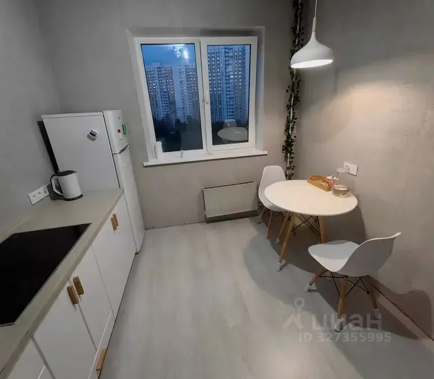 Комната Москва Новопеределкинская ул., 10К1 - Фото 2