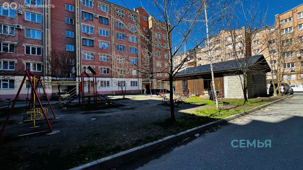 2-комнатная квартира: Владикавказ, улица Алихана Гагкаева, 5к7 (67.3 ... - Фото 2