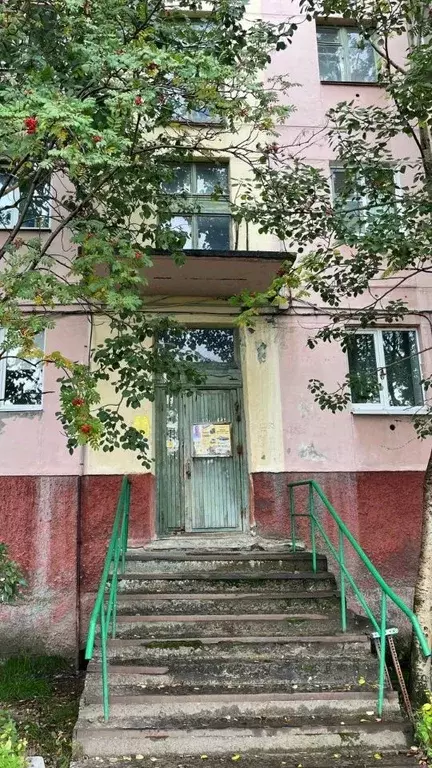 2-к кв. Мурманская область, Печенгский муниципальный округ, Никель пгт ... - Фото 2