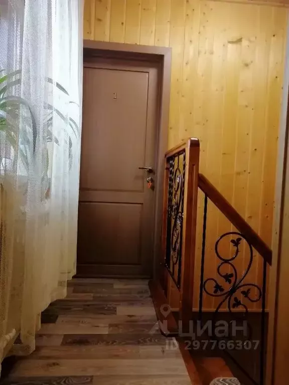 Дом в Алтай, Чемальский район, с. Чемал ул. Земляничная, 8 (90 м) - Фото 1