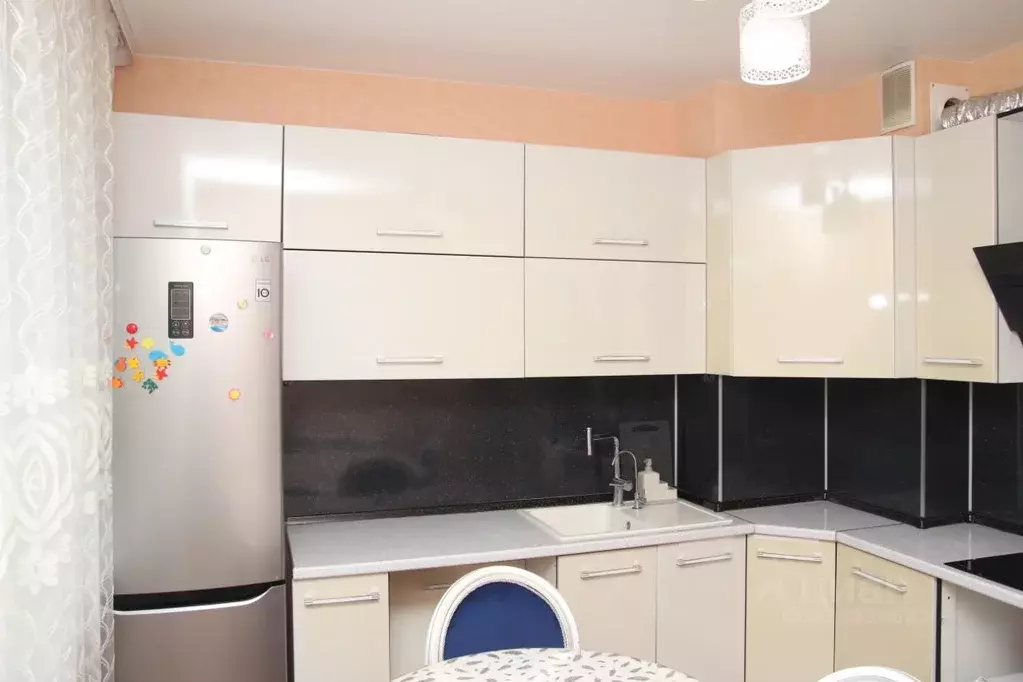 3-к кв. Воронежская область, Воронеж ул. 9 Января, 175 (83.4 м) - Фото 2