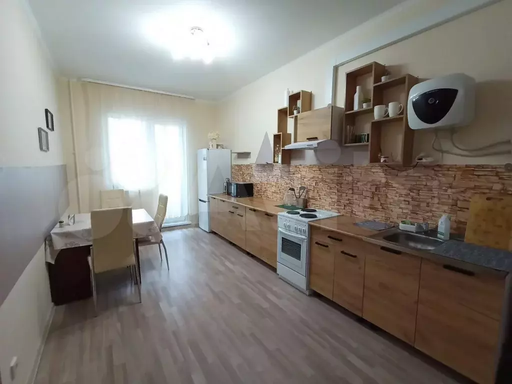 2-к. квартира, 72 м, 9/16 эт. - Фото 1