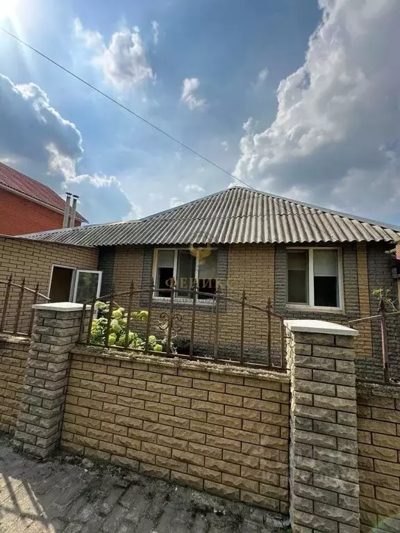 Дом в Белгородская область, Белгород ул. Молодогвардейцев, 17 (73 м) - Фото 1