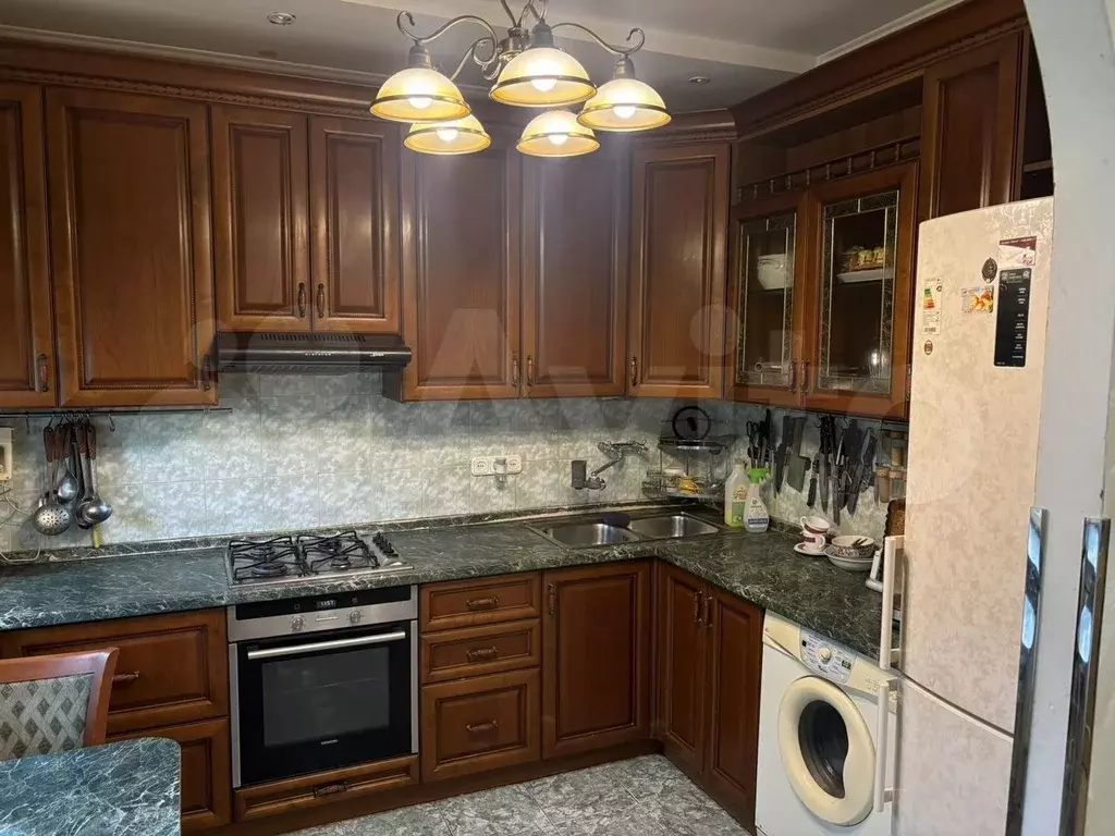 2-к. квартира, 49 м, 3/9 эт. - Фото 0