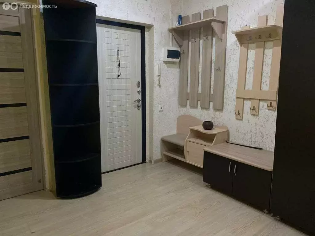 3-комнатная квартира: Туапсе, Сочинский переулок, 8 (69.7 м) - Фото 1