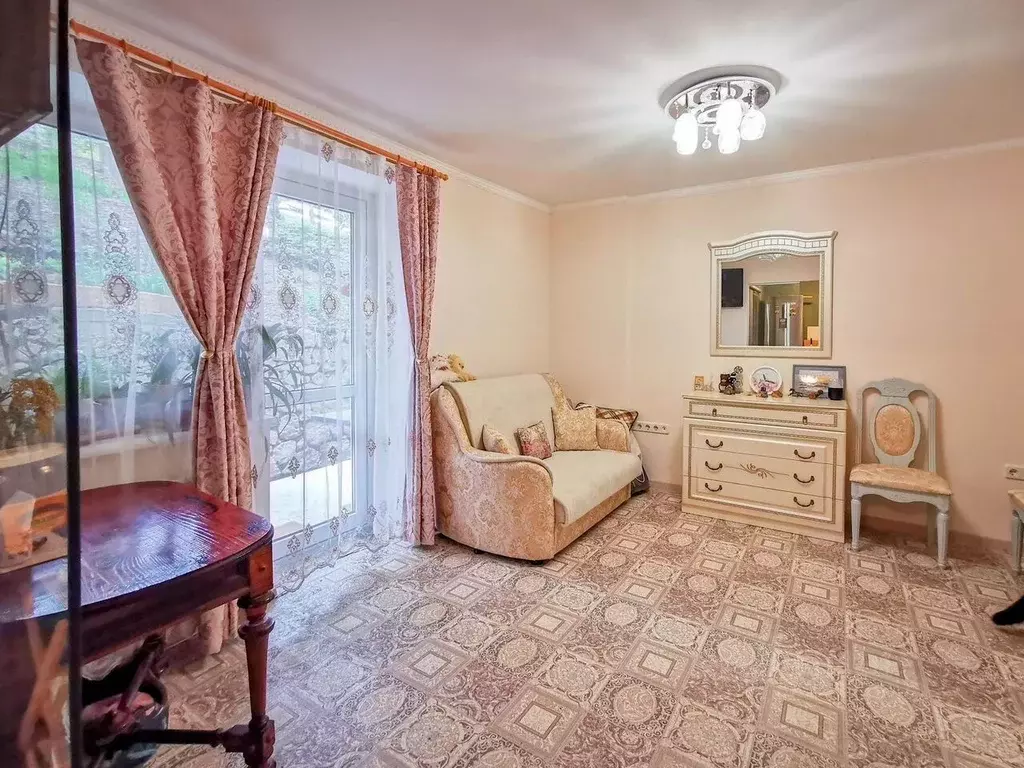 1-к кв. Крым, Ялта ул. Строителей, 3 (24.6 м) - Фото 2