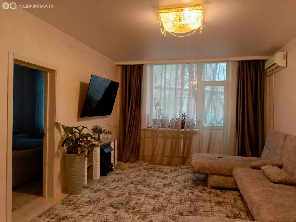 3-комнатная квартира: Саратов, Международная улица, 26 (86 м) - Фото 0