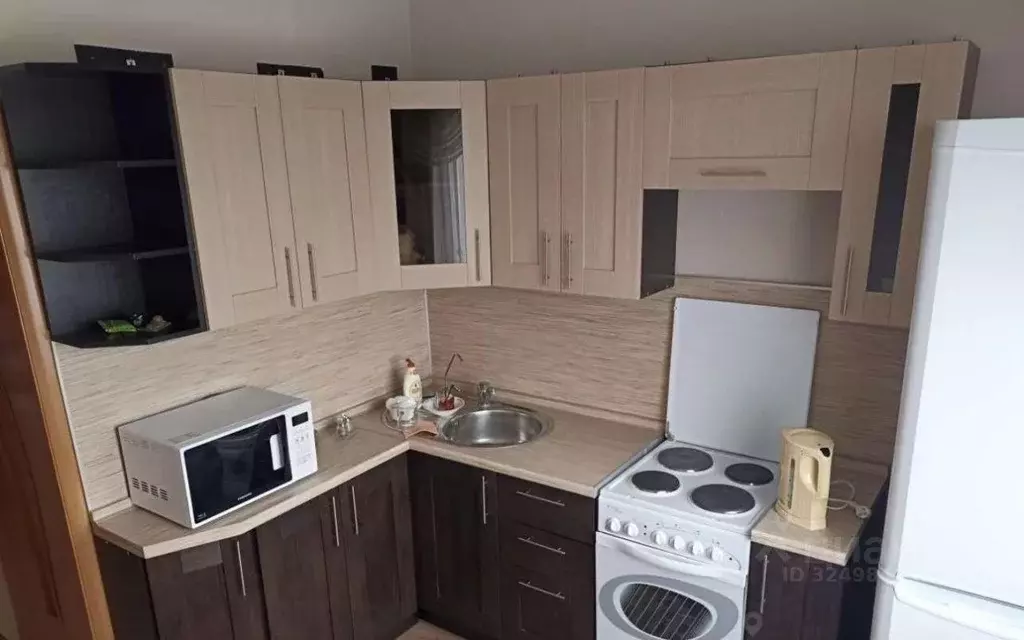 2-к кв. Белгородская область, Старый Оскол Восточный мкр, 2 (54.0 м) - Фото 2