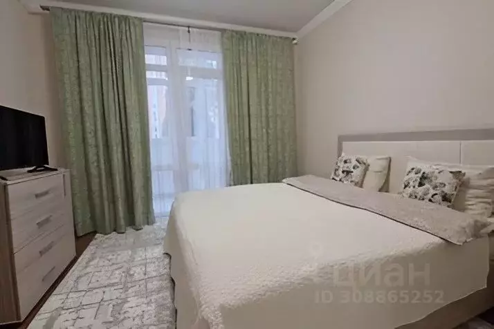 2-к кв. Крым, Алушта ул. Ленина, 25 (55.0 м) - Фото 0