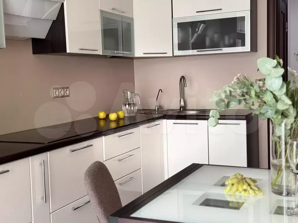 2-к. квартира, 60 м, 7/10 эт. - Фото 1