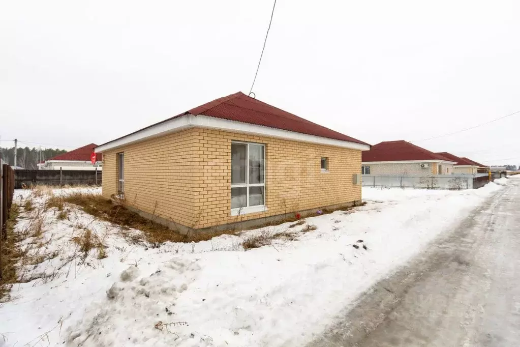 Дом в Тюменская область, Тюменский муниципальный округ, с. Перевалово ... - Фото 1