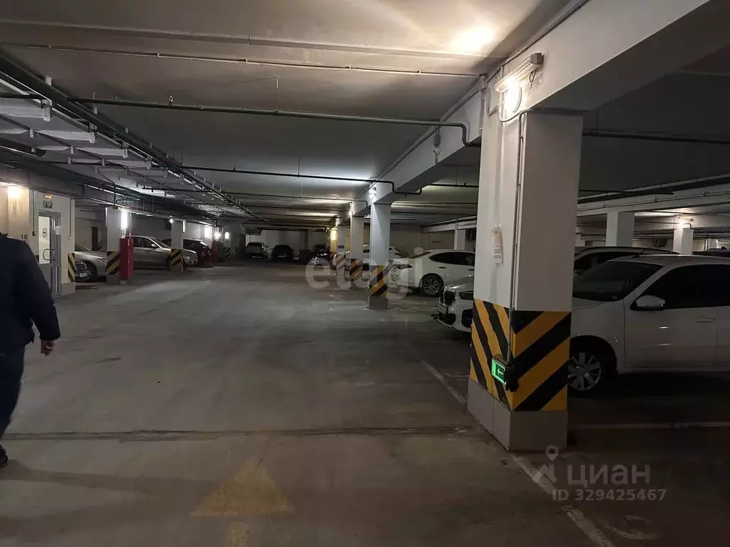 Гараж в Тюменская область, Тюмень ул. Салтыкова-Щедрина, 58/3 (15 м) - Фото 1