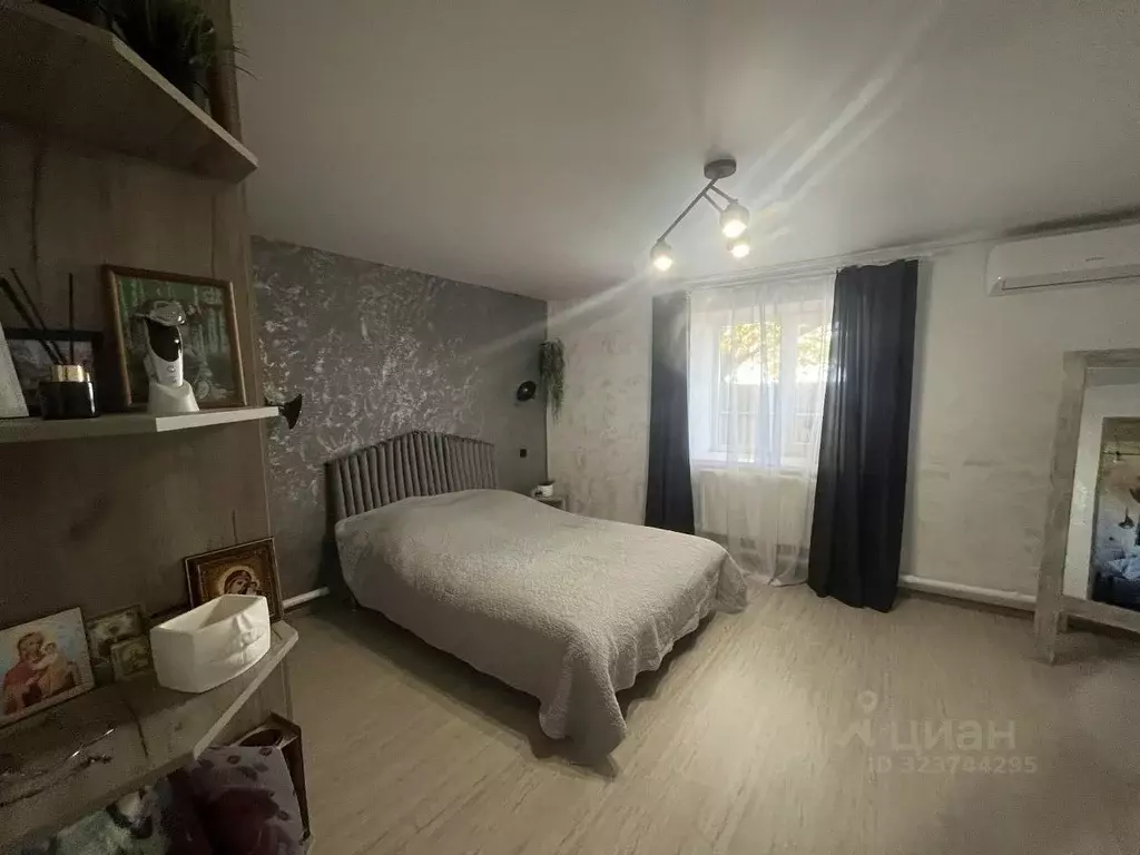 Дом в Краснодарский край, Ейский район, с. Кухаривка ул. Мира (66 м) - Фото 2