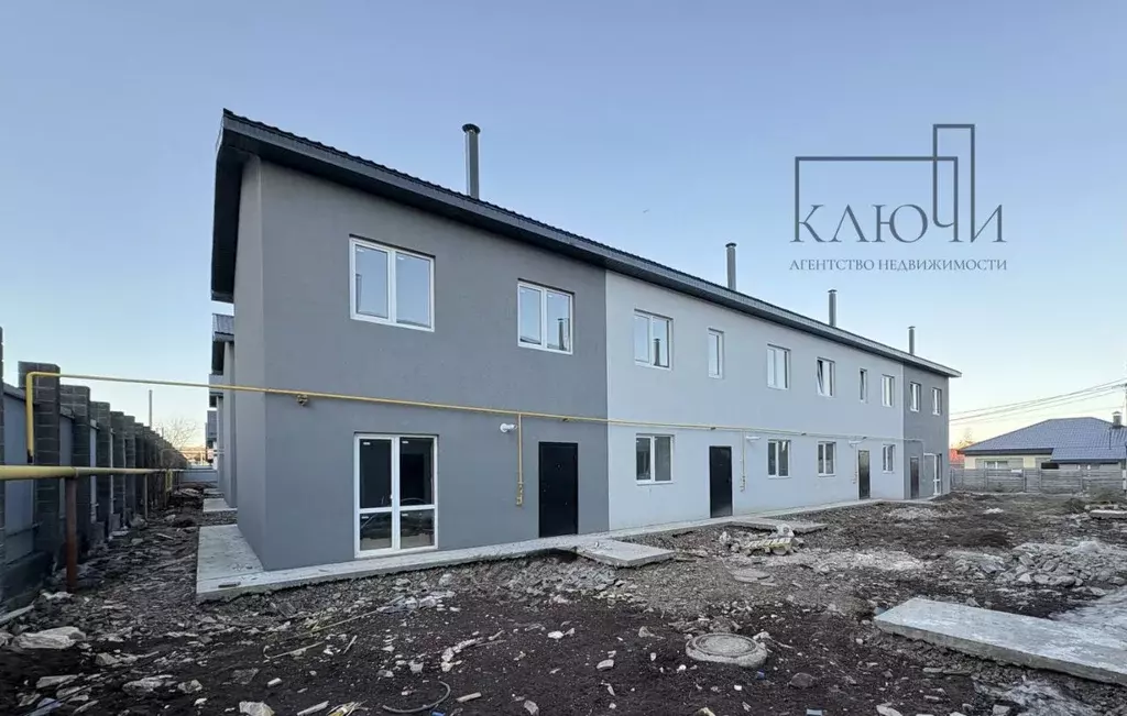 Таунхаус в Челябинская область, Магнитогорск ул. Новая, 5 (90 м) - Фото 1