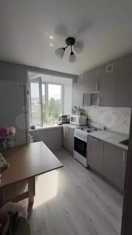 1-к. квартира, 33 м, 6/9 эт. - Фото 0