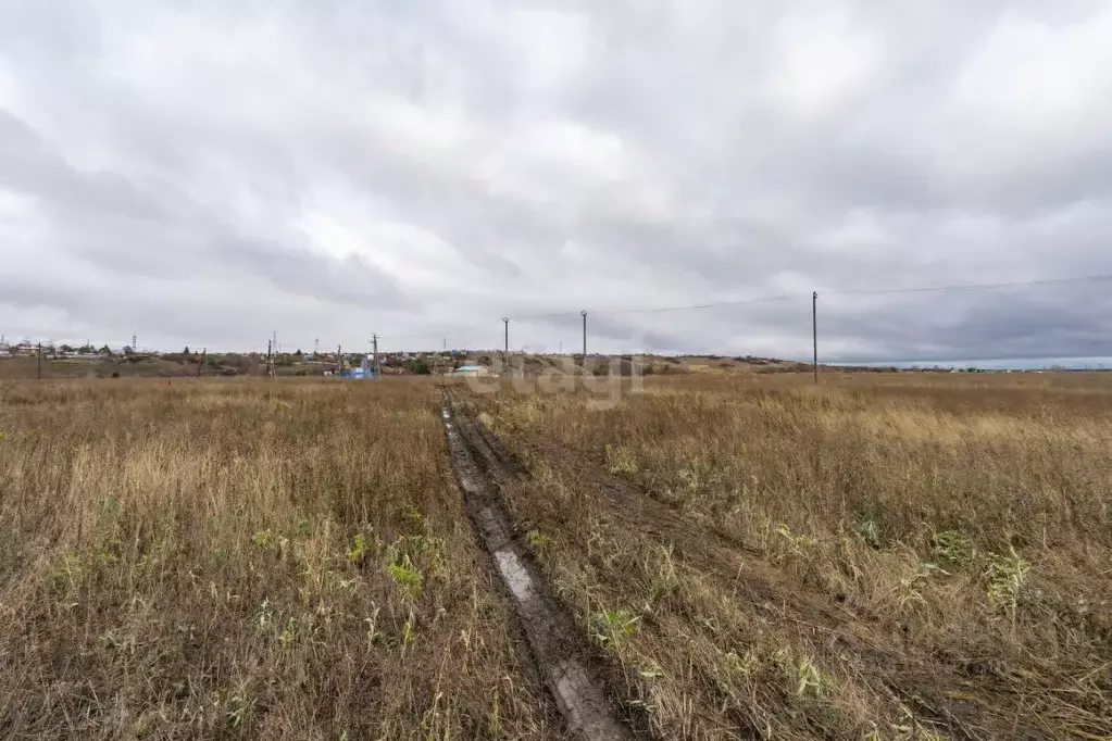 Участок в Татарстан, Тукаевский район, с. Биклянь ул. Энтузиастов ... - Фото 1