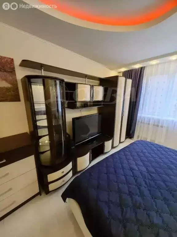 1-комнатная квартира: Тюмень, Минская улица, 7/1 (56 м) - Фото 0