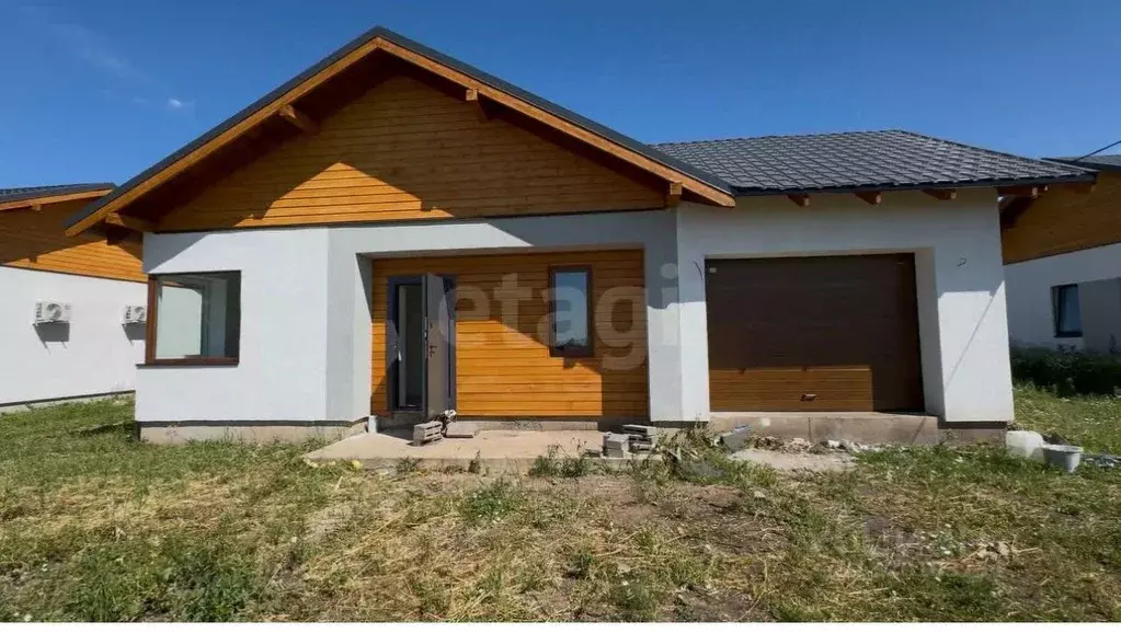 Дом в Башкортостан, Уфимский район, Дмитриевский сельсовет, д. ... - Фото 1