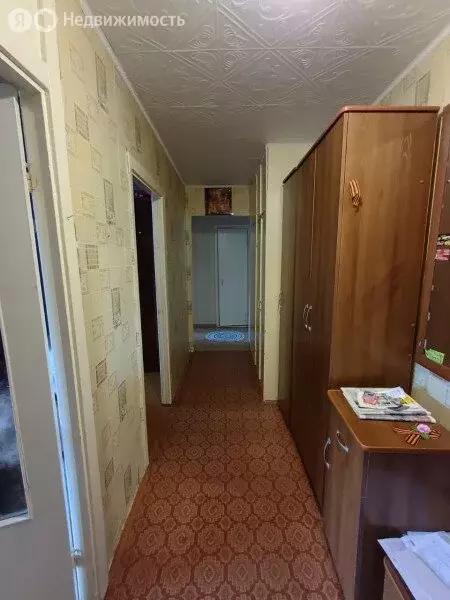 3-комнатная квартира: Усть-Илимск, улица Энгельса, 29 (64 м) - Фото 0