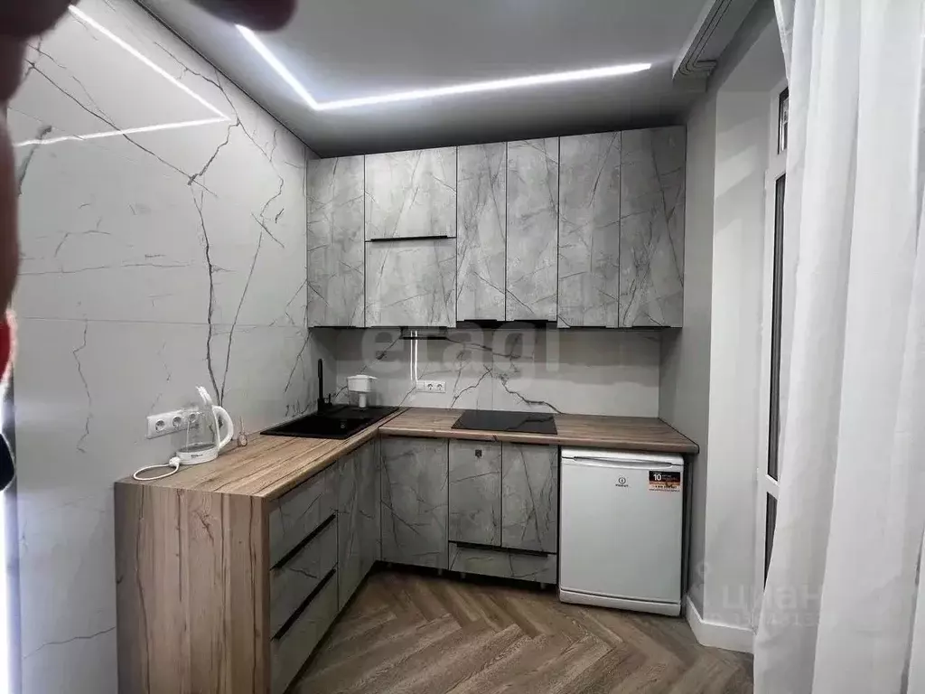 1-к кв. Тюменская область, Тюмень ул. Тимофея Чаркова, 69к1 (30.0 м) - Фото 2