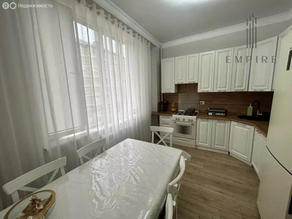 3-комнатная квартира: Грозный, улица Сайханова, 133к6 (75 м) - Фото 2