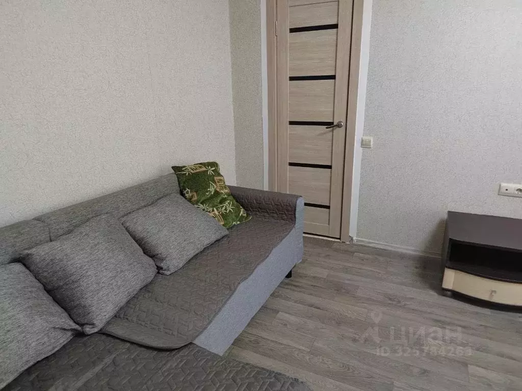 2-к кв. Нижегородская область, Нижний Новгород просп. Ленина, 87 (39.7 ... - Фото 1