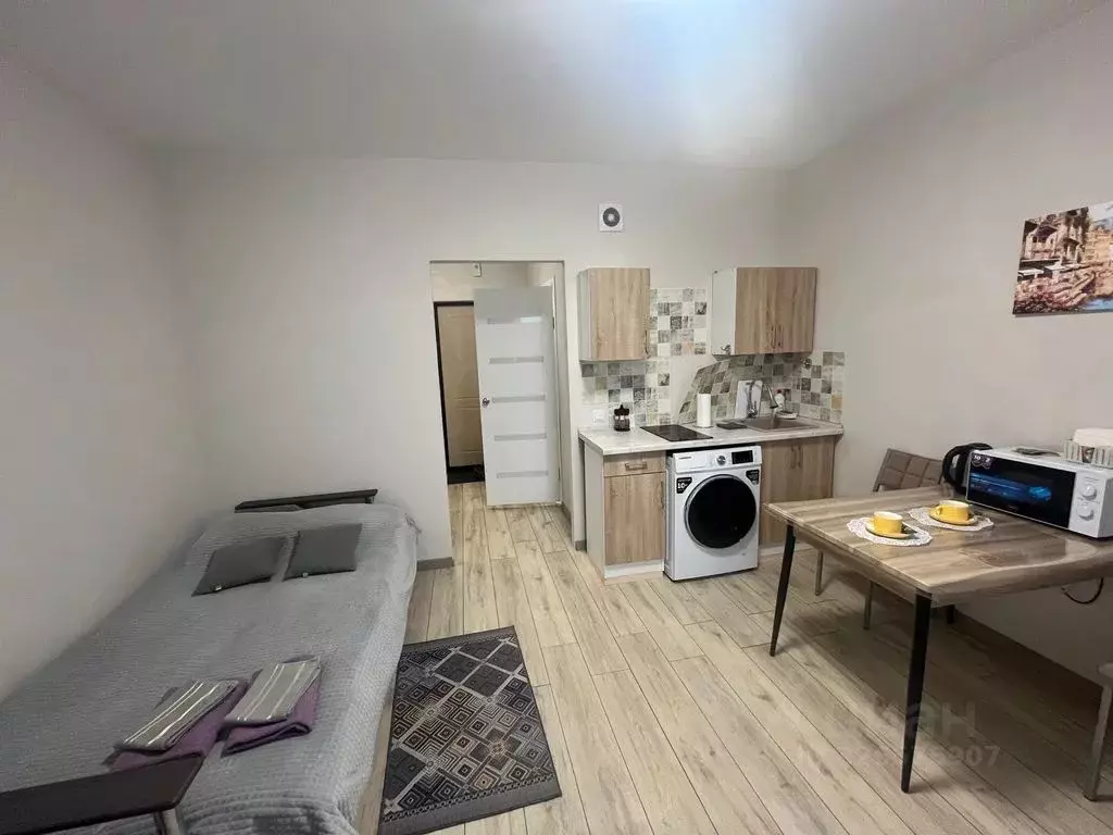 Студия Ленинградская область, Кингисепп ул. Жукова, 18Ак2 (30.0 м) - Фото 1