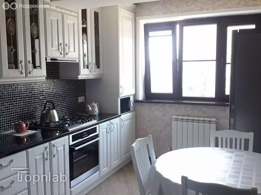 3-комнатная квартира: Каспийск, улица Ленина, 6 (80 м) - Фото 1