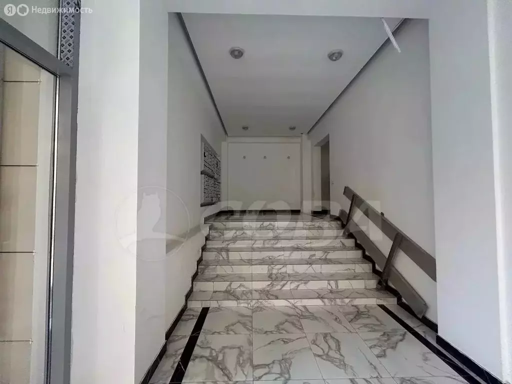 3-комнатная квартира: Каспийск, улица Магомедали Магомеджановa, 31 ... - Фото 2